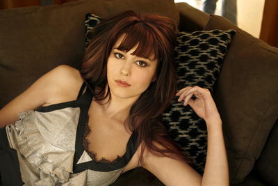 Mary Elizabeth Winstead Poster 3265773