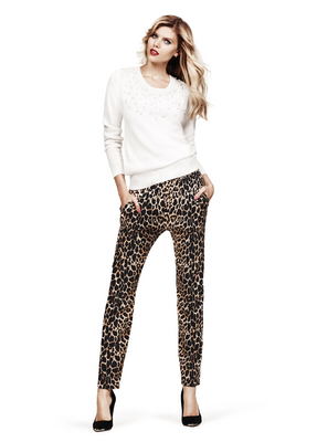Maryna Linchuk Poster 2140239