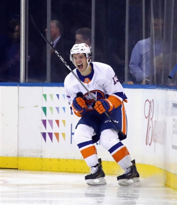 Mathew Barzal Poster 3541611