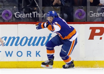 Mathew Barzal Poster 3541684