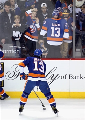 Mathew Barzal Poster 3541702