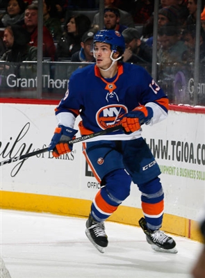 Mathew Barzal Poster 3541738