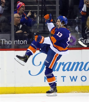 Mathew Barzal Poster 3541742