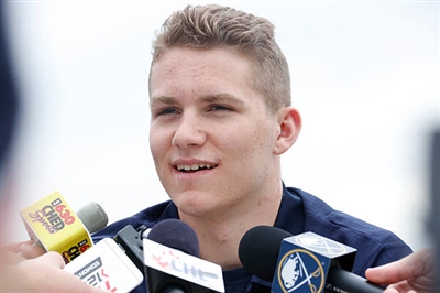 Matthew Tkachuk Poster 3544042