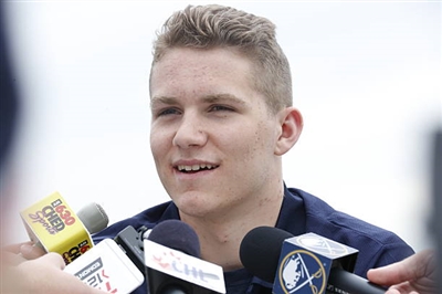 Matthew Tkachuk Poster 3544097