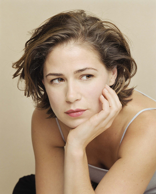 Maura Tierney Poster 2031110