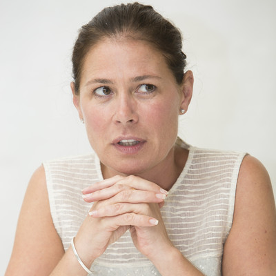 Maura Tierney Poster 2736080