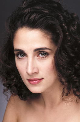 Melina Kanakaredes Poster 3632208