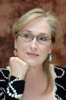 Meryl Streep Poster 2400187