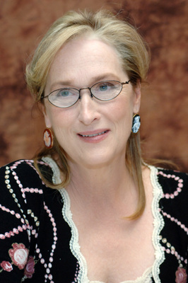 Meryl Streep Poster 2400189
