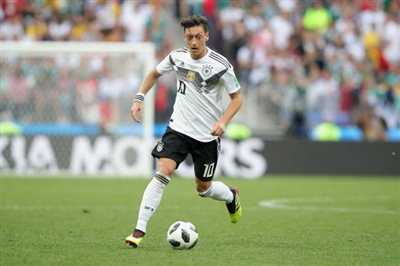 Mesut Oezil Poster 3349444