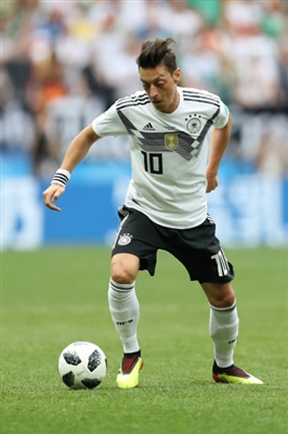Mesut Oezil Poster 3349447