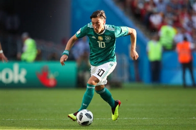 Mesut Oezil Poster 3349485