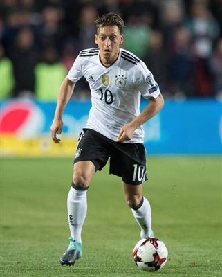 Mesut Oezil Poster 3349504