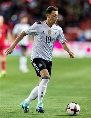 Mesut Oezil Poster 3349507