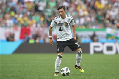 Mesut Oezil Poster 3349542