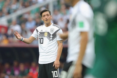 Mesut Oezil Poster 3349557