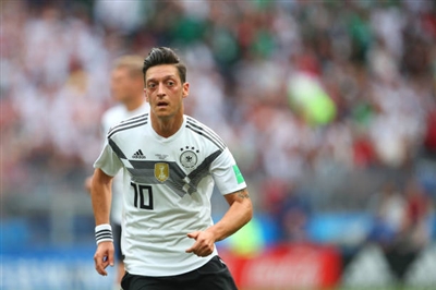 Mesut Oezil Poster 3349589