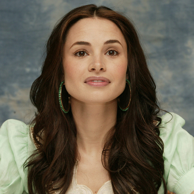 Mia Maestro Poster 2288886