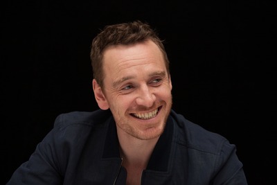 Michael Fassbender Poster 2462399