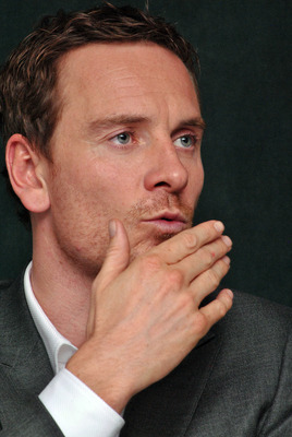 Michael Fassbender Poster 2492668