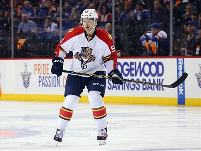 Mike Matheson Poster 3571308
