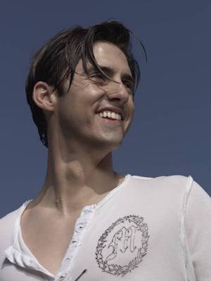 Milo Ventimiglia Poster 2208121
