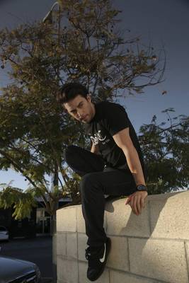 Milo Ventimiglia Poster 2208122