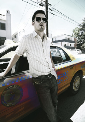 Milo Ventimiglia Poster 2208123