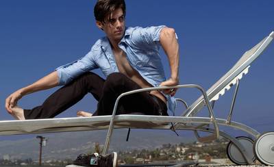 Milo Ventimiglia Poster 2208147