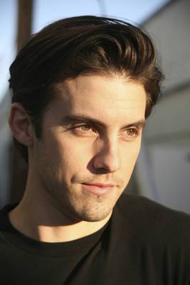 Milo Ventimiglia Poster 2208171