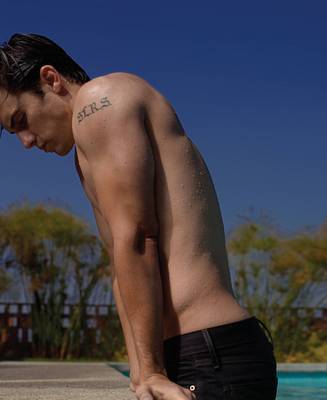 Milo Ventimiglia Poster 2208180