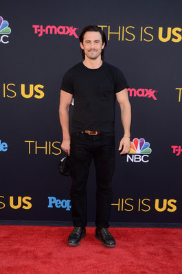 Milo Ventimiglia Poster 2767149