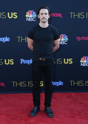 Milo Ventimiglia Poster 2767174
