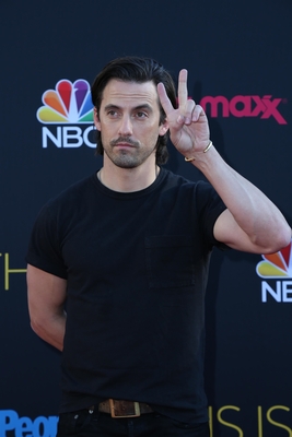 Milo Ventimiglia Poster 2767234
