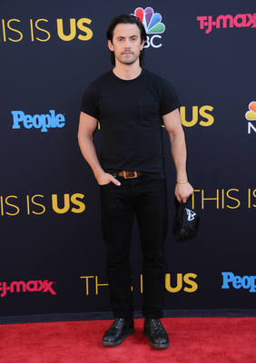 Milo Ventimiglia Poster 2767243