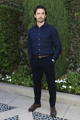Milo Ventimiglia Poster 2809824