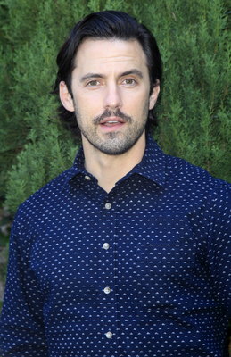 Milo Ventimiglia Poster 2809891