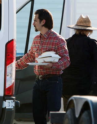 Milo Ventimiglia Poster 2951382