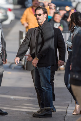 Milo Ventimiglia Poster 3076701