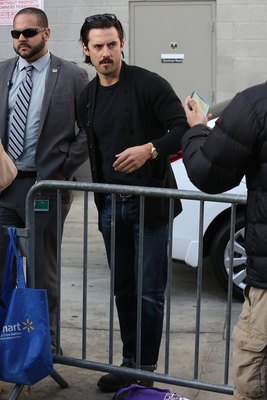 Milo Ventimiglia Poster 3076703
