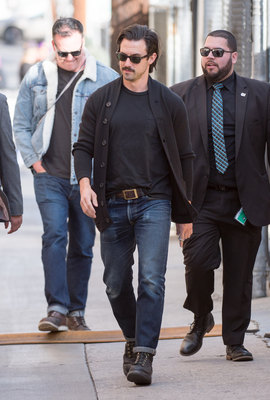 Milo Ventimiglia Poster 3076737