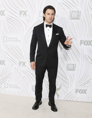 Milo Ventimiglia Poster 3184115