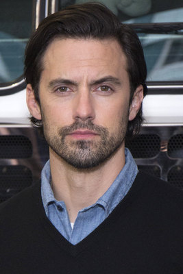 Milo Ventimiglia Poster 3243408