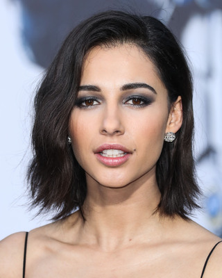 Naomi Scott Poster 2699189