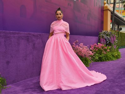 Naomi Scott Poster 3866903