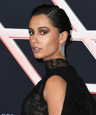 Naomi Scott Poster 3917079