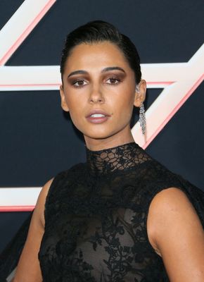 Naomi Scott Poster 3917154