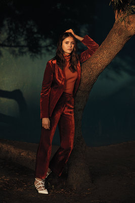 Nina Dobrev Poster 2687487