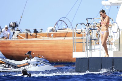 Nina Dobrev Poster 2786529